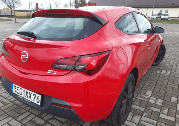 Opel Astra cena 29700 przebieg: 242000, rok produkcji 2013 z Paczków małe 326